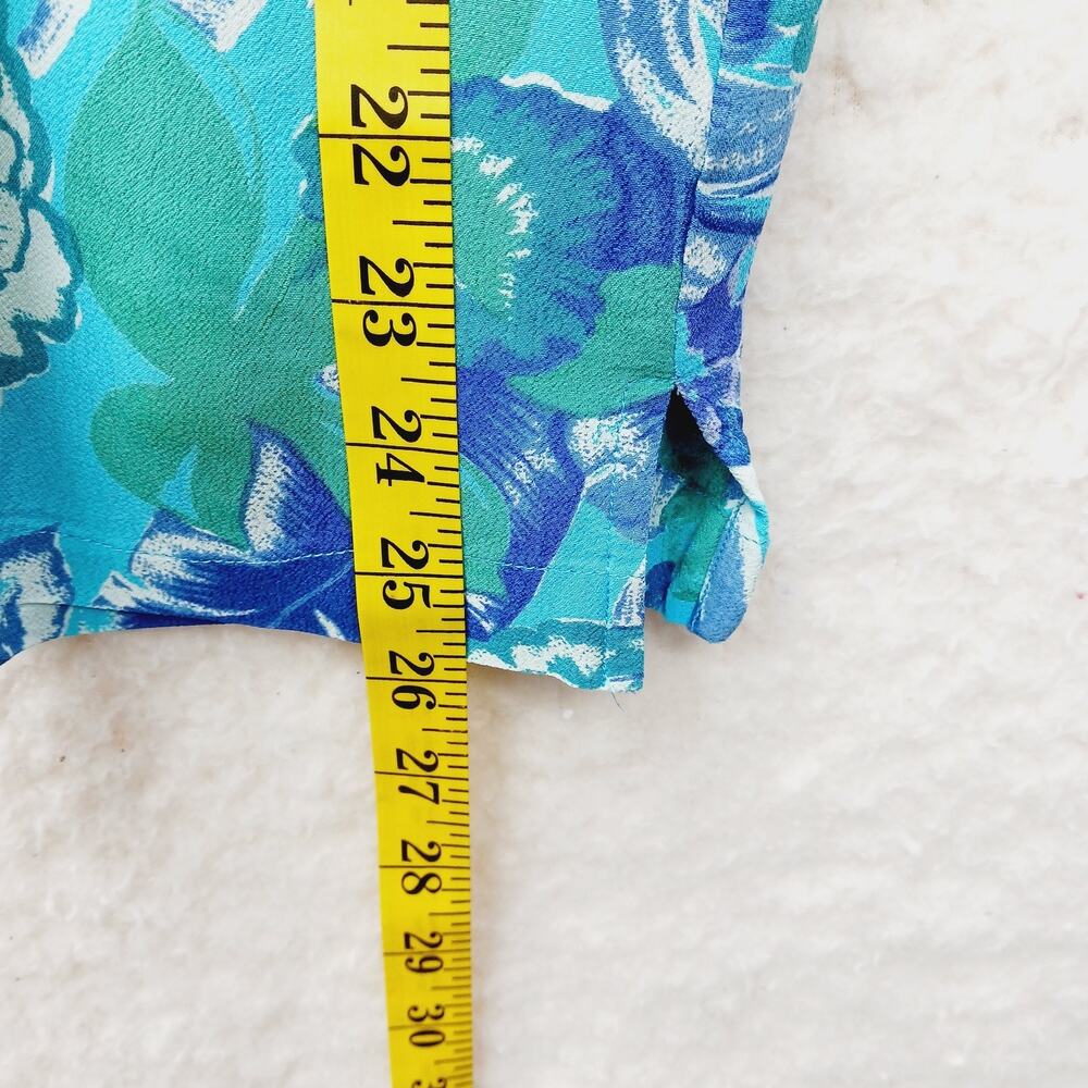 Blouse Blue Floral MOP Button Tropical Coastal Cool Hibiscus Plumeria Cruise 1X - Picture 4 of 7